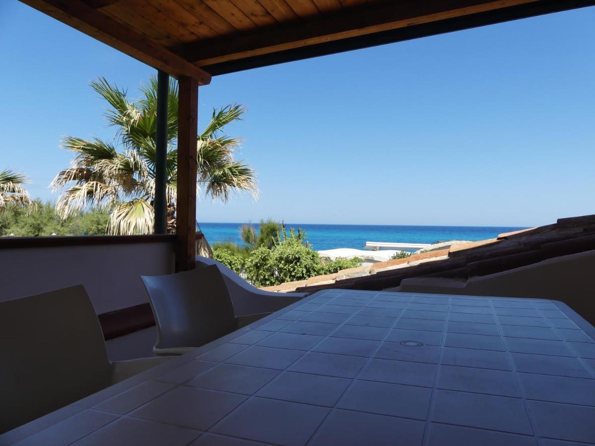 Le Roccette Mare Beach Hotel & Restaurant Тропеа Екстериор снимка