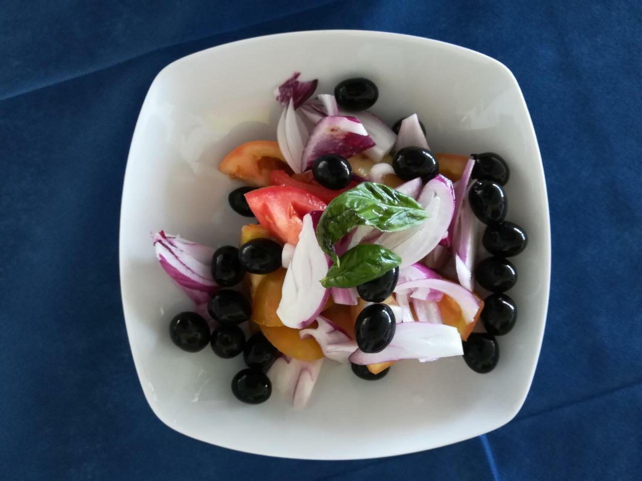 Le Roccette Mare Beach Hotel & Restaurant Тропеа Екстериор снимка