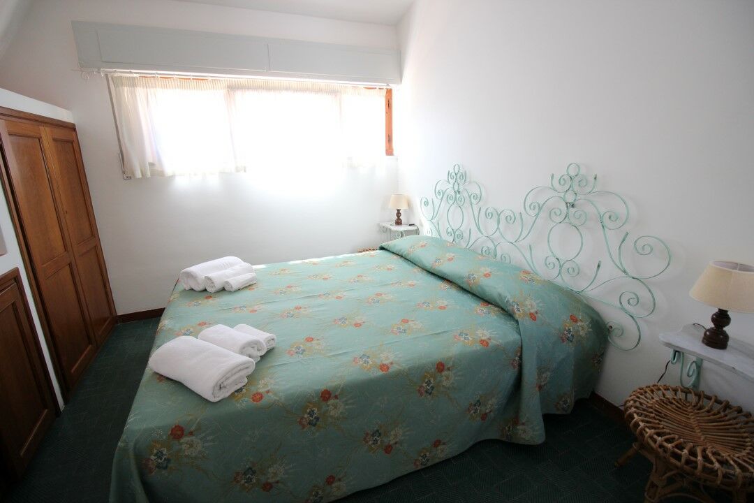 Le Roccette Mare Beach Hotel & Restaurant Тропеа Екстериор снимка